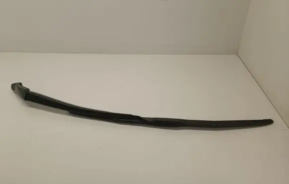 Toyota RAV 4 (XA40) Windshield/front glass wiper blade 