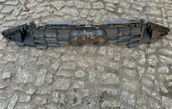 Audi A3 8Y Front bumper upper radiator grill 8y0853949