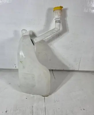 Renault Megane III Windshield washer fluid reservoir/tank 289100033R