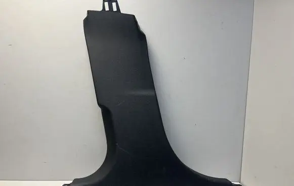 (B) pillar trim (bottom)
