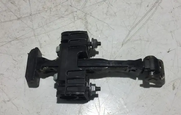 Toyota Proace Front door check strap stopper