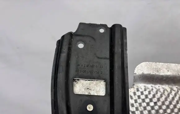 Mercedes-Benz E AMG W212 Exhaust heat shield A2126820186