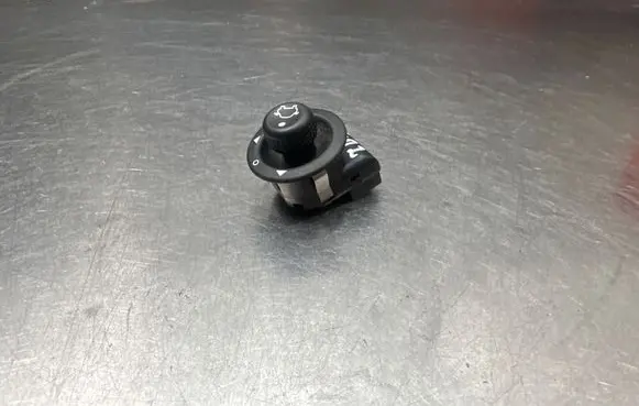 Ford Fiesta Wing mirror switch 93BG17B676BB D3L0A