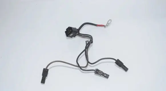 BMW 2 F46 Glow plug wires 8511958 12518511958