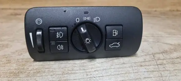 Volvo V70 Light switch 30739414