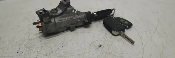 Audi A6 S6 C5 4B Ignition lock contact 4B0905851B