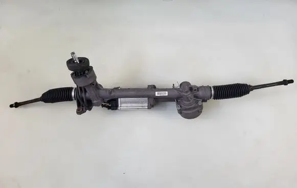 Volkswagen PASSAT CC Steering rack 3AC423051C