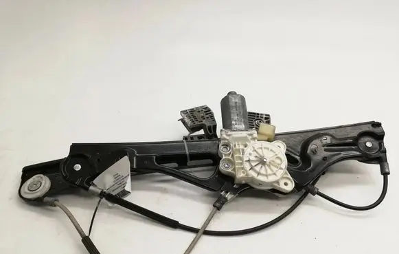 Mercedes-Benz E W211 Front door electric window regulator A2118202942