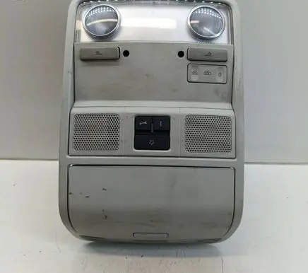 Volkswagen PASSAT B7 Front seat light 1K0868837
