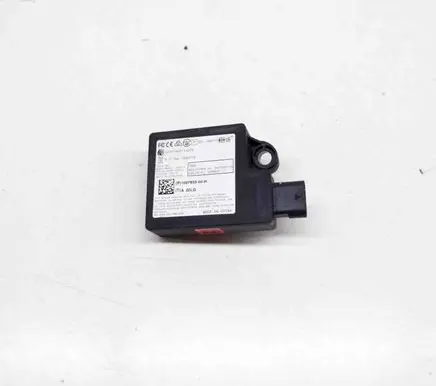Tesla Model 3 Central body control module 2AEIM1089775 2018DJ6336