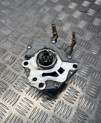 Land Rover Range Rover Sport L494 Vacuum pump 9H2Q2A451B F0M0C0
