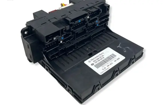 Mercedes-Benz CLK A209 C209 Fuse box set 2039060005 5DK00848558