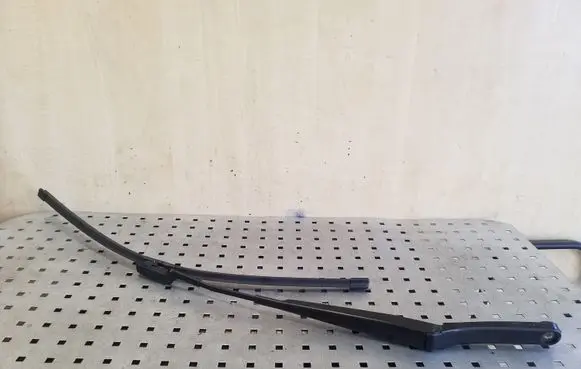Volkswagen PASSAT B8 Front wiper blade arm 3G2955410