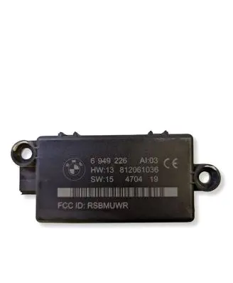 BMW 6 E63 E64 Aerial antenna amplifier 6949226 8120610 4704