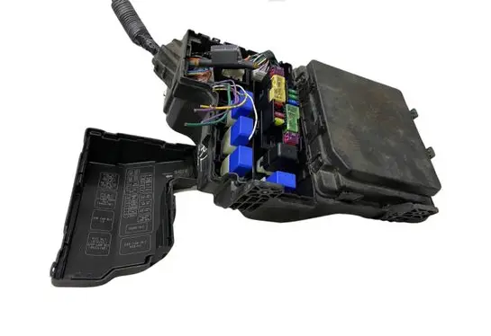 Nissan X-Trail T31 Fuse box set 9291