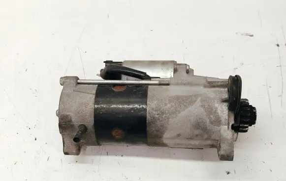 Opel Insignia B Starter motor 13680617