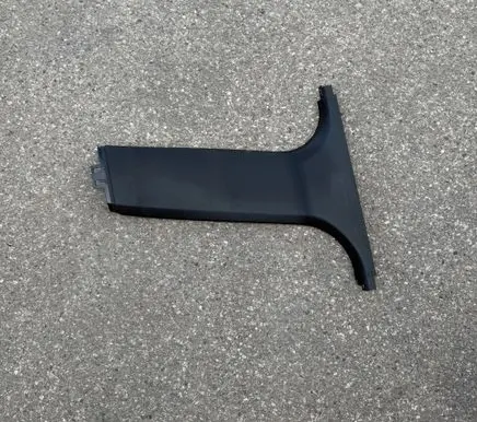 BMW 5 F10 F11 (B) pillar trim (bottom) 9116352