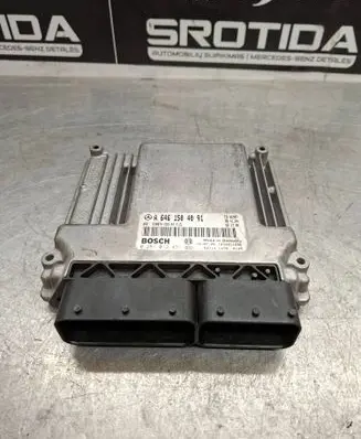 Mercedes-Benz C W203 Engine control unit/module A6461504091 0281012451