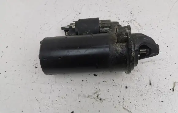 BMW 5 E39 Starter motor