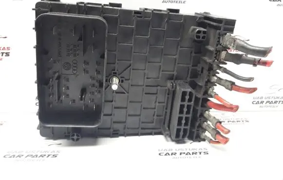 Volkswagen PASSAT B6 Fuse module 3C0937125 17316729