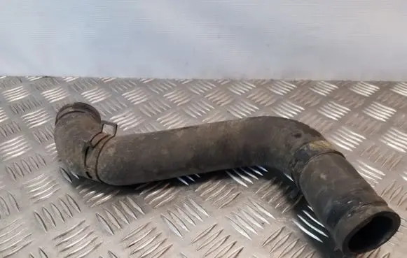 Toyota Land Cruiser (J120) Engine coolant pipe/hose