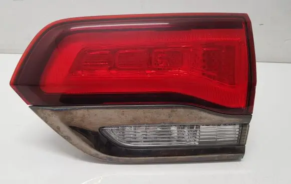 Jeep Grand Cherokee Tailgate rear/tail lights 6003TA0234 P68289998AA