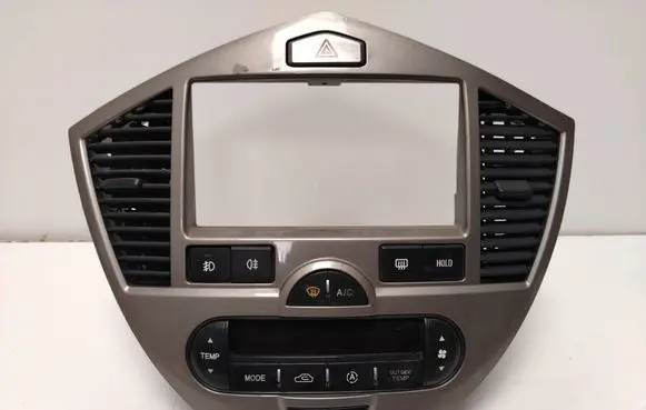 KIA Carens I Climate control unit 0K2FB61190 S420300089