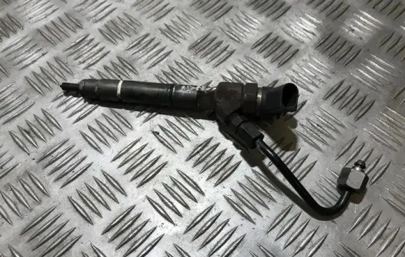 Mercedes-Benz A W169 Fuel injector 0445110167 a6400700787