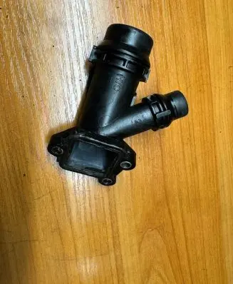 BMW 5 E60 E61 Engine coolant pipe/hose 11122247744