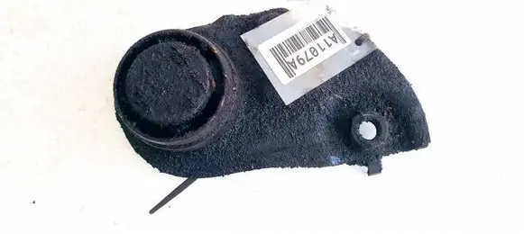 Toyota Avensis T250 Engine mount bracket 