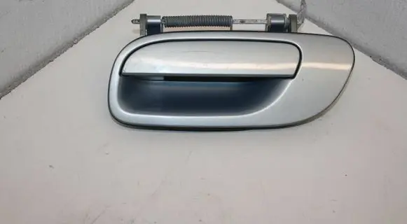 Volvo XC70 Front door exterior handle Z410