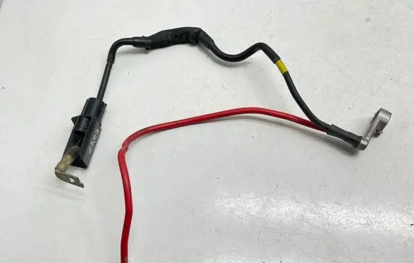 Volkswagen Caddy Positive cable (battery) 1K0971228AB