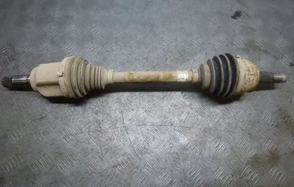 Fiat 500L Front driveshaft