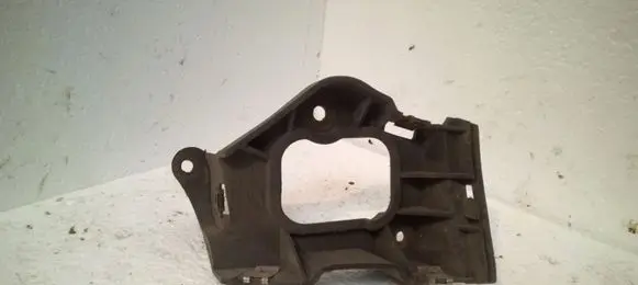 Front bumper mounting bracket