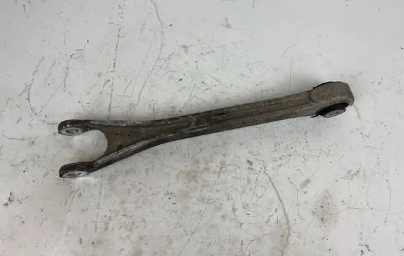 Maserati Levante Rear upper control arm/wishbone 06700028080