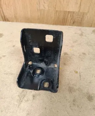 Mercedes-Benz GLC X253 C253 Radiator mount bracket A2056260112