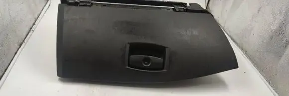 BMW 5 E60 E61 Glove box 7034080 070905H