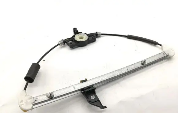 Mazda CX-3 Rear window lifting mechanism without motor 