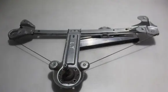 Opel Astra H Rear window lifting mechanism without motor