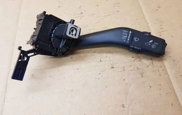 Volkswagen Eos Wiper control stalk 1K0953519L