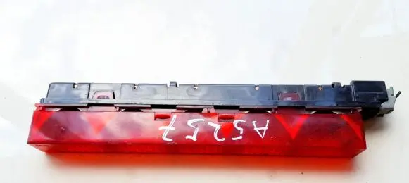 Ford Mondeo Mk III Third/center stoplight 1S7113A613AE 1S71-13A613-AE