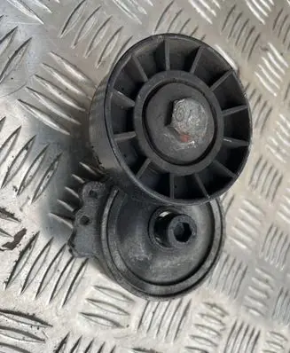 Volvo V50 Alternator belt tensioner 