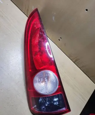 Renault Espace - Grand espace IV Rear/tail lights 8200027153
