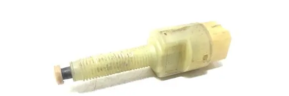 Volkswagen PASSAT B5 Brake pedal sensor switch 4A0945515A