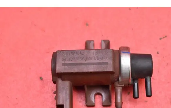 Peugeot 307 Vacuum valve 9660775880