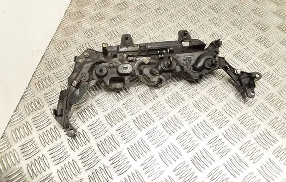 Ford Focus Other engine bay part 9808843180