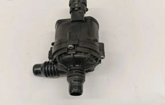 BMW 2 F44 Electric auxiliary coolant/water pump 9470972