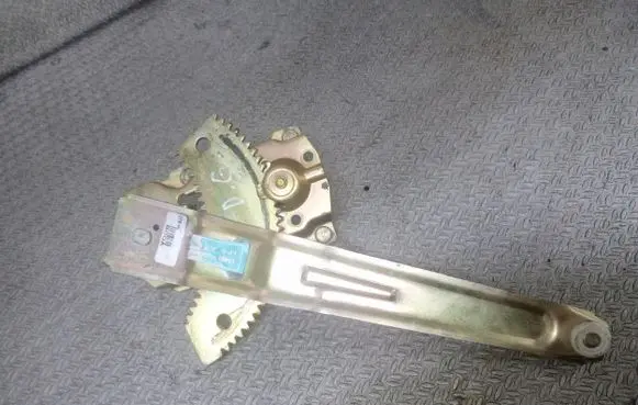Hyundai Atos Prime Rear door manual window regulator 