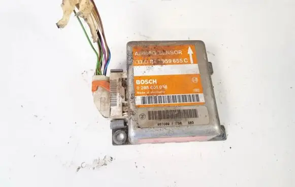 Audi A4 S4 B5 8D Airbag control unit/module 8a0959655c 0285001038