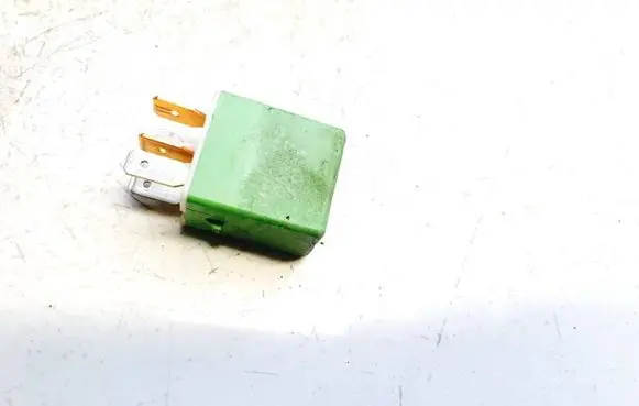 Suzuki Grand Vitara II Other relay 1567002090 156700-2090